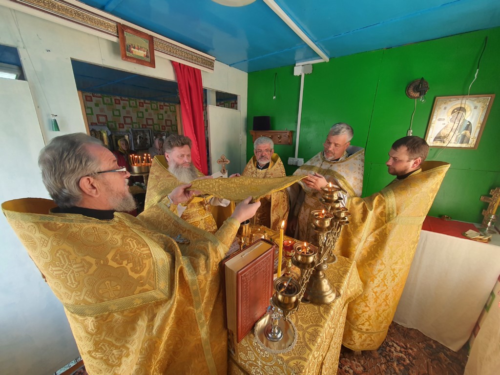 Божественная литургия в день памяти святителя Иоасафа Белгородского